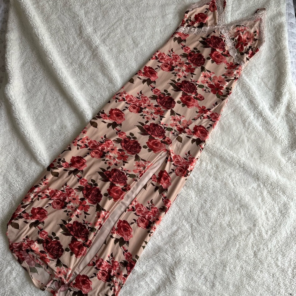 Jessica Simpson Cream and Red Floral Maxi Dress